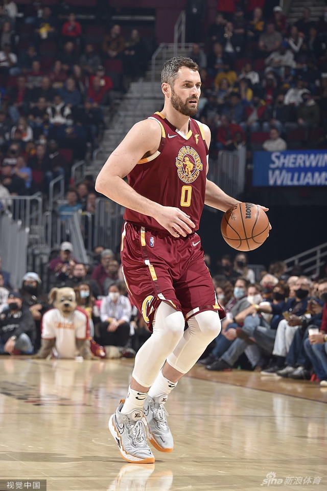 了令人瞩目 了令人瞩目