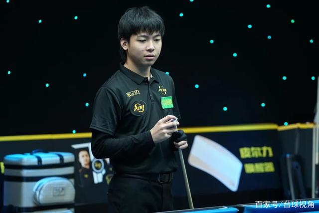 巡回赛场上 巡回赛场上